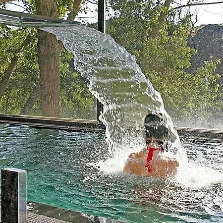 Hotel Balneario De 3*